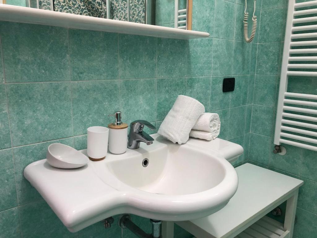 S. Faustino Rooms Viterbo Luaran gambar